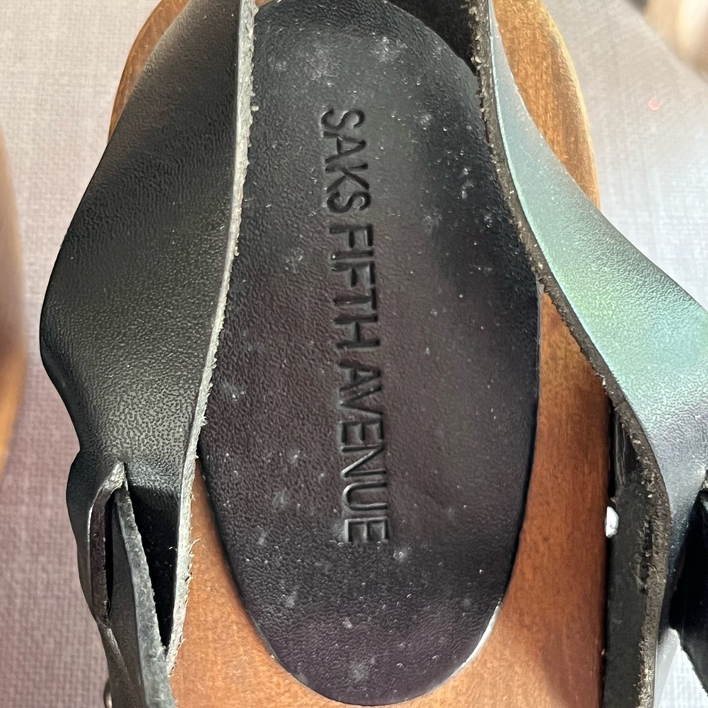 New!!!! Saks fifth avenue black Leather wooden Women's Sandals size 9.5 New wot - Picture 3 of 4